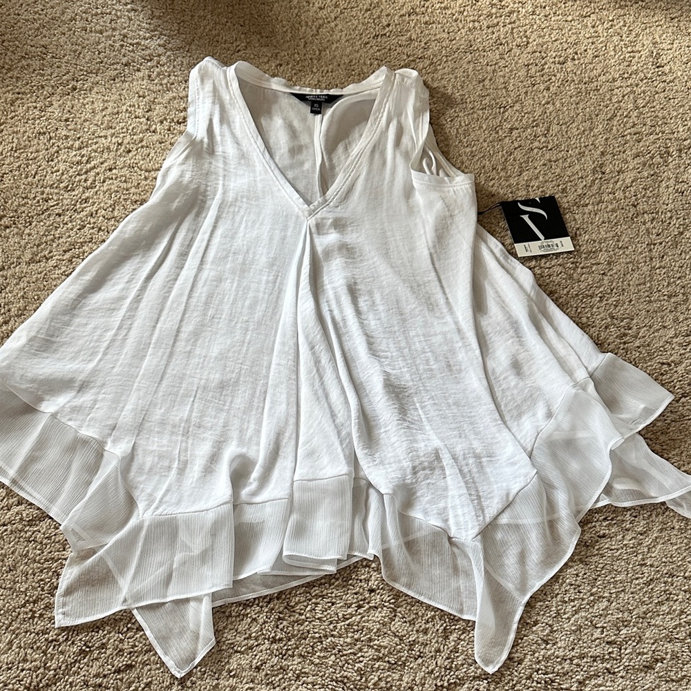 Simply Vera Vera Wang Flowing White V-Neck Tunic